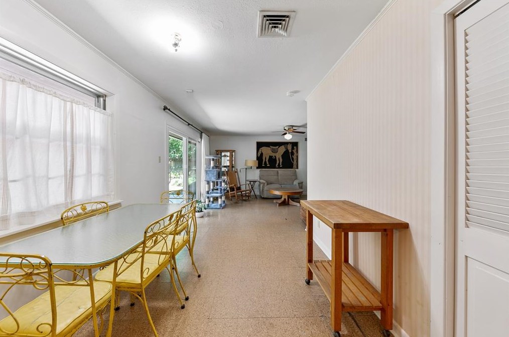 12810 Hansel Ln, Houston TX 77024-4718 exterior