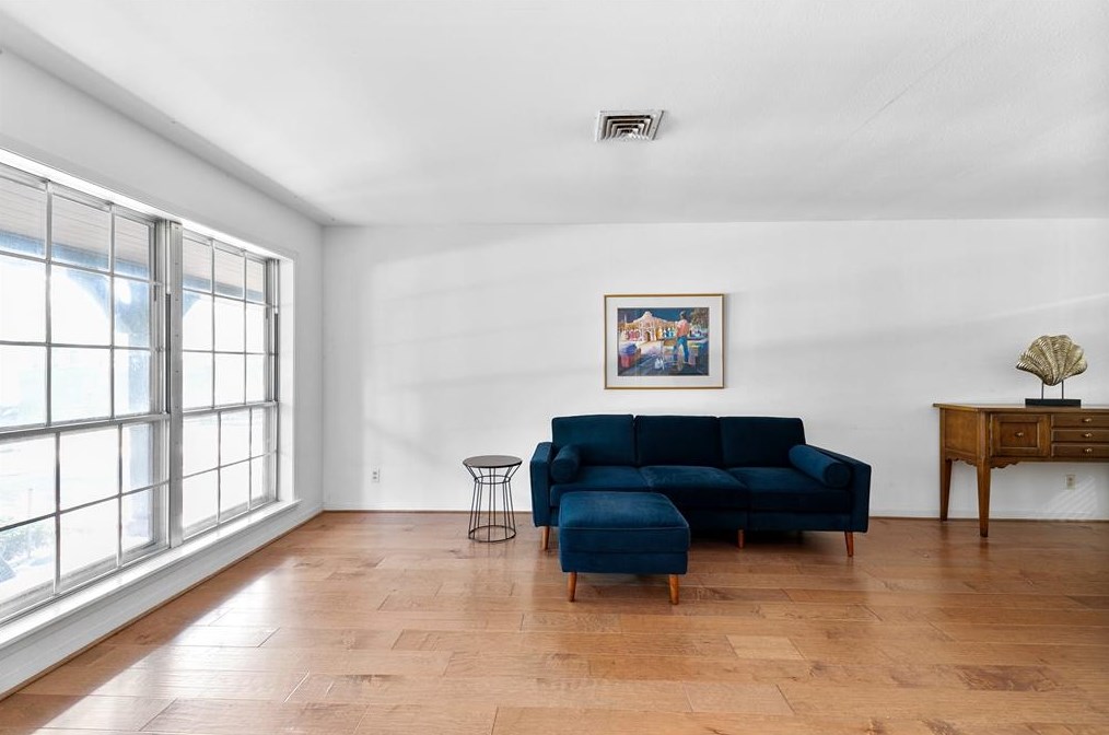 12810 Hansel Ln, Houston TX 77024-4718 exterior