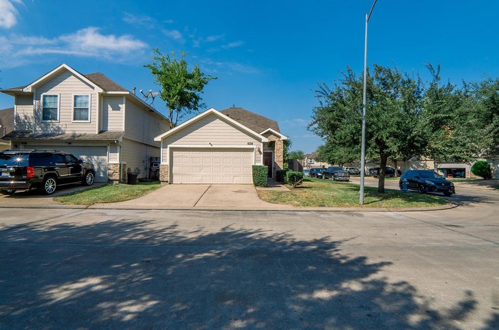 14502 Windmill Meadows Ct, Houston, TX 77082