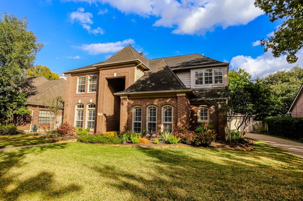 1418 Pecan Trace Ct, Sugar Land, TX 77479