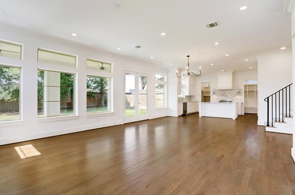 10942 Lasso Ln, Houston, TX 77079-3613