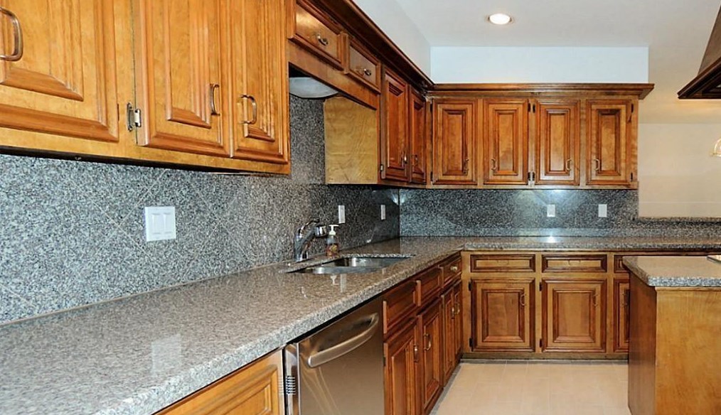 14207 Woodnook Dr, Houston TX  77077-1421 exterior