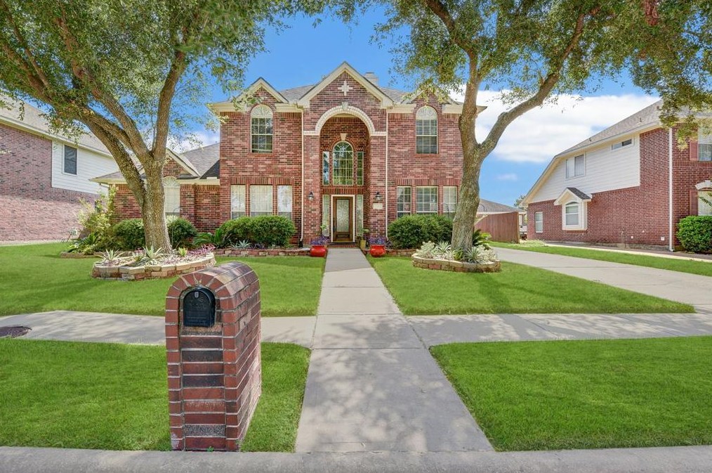 238 Boardwalk Pkwy, Stafford, TX 77477-5438