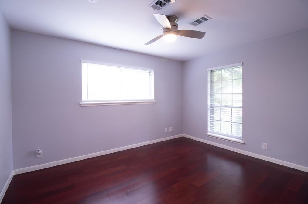 12438 Stafford Spg Dr, Houston TX  exterior