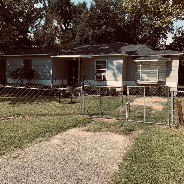 9015 Allwood St, Houston, TX 77016-5423