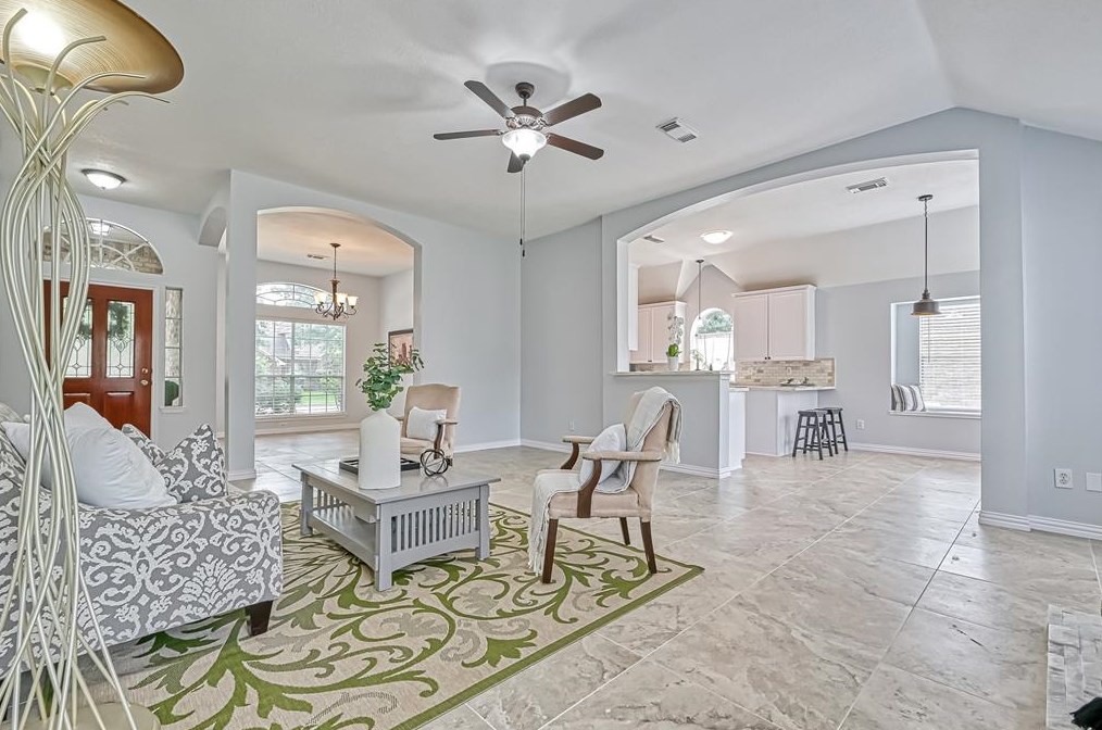 2807 Travick Ln, Houston TX  77073-2919 exterior