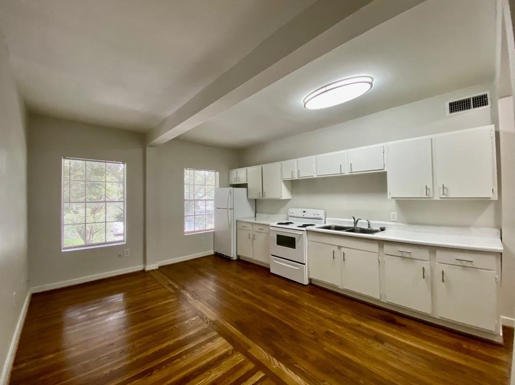 4021 Mandell St, Houston, TX 77006-4774