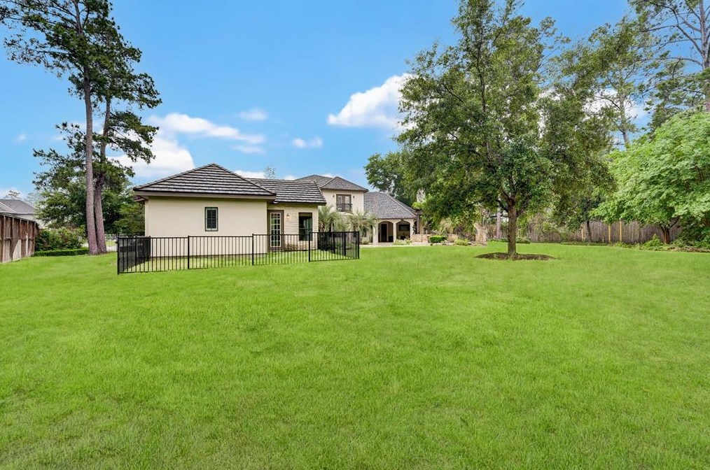 15051 Cathedral Falls Dr, Cypress TX  77429-5876 exterior
