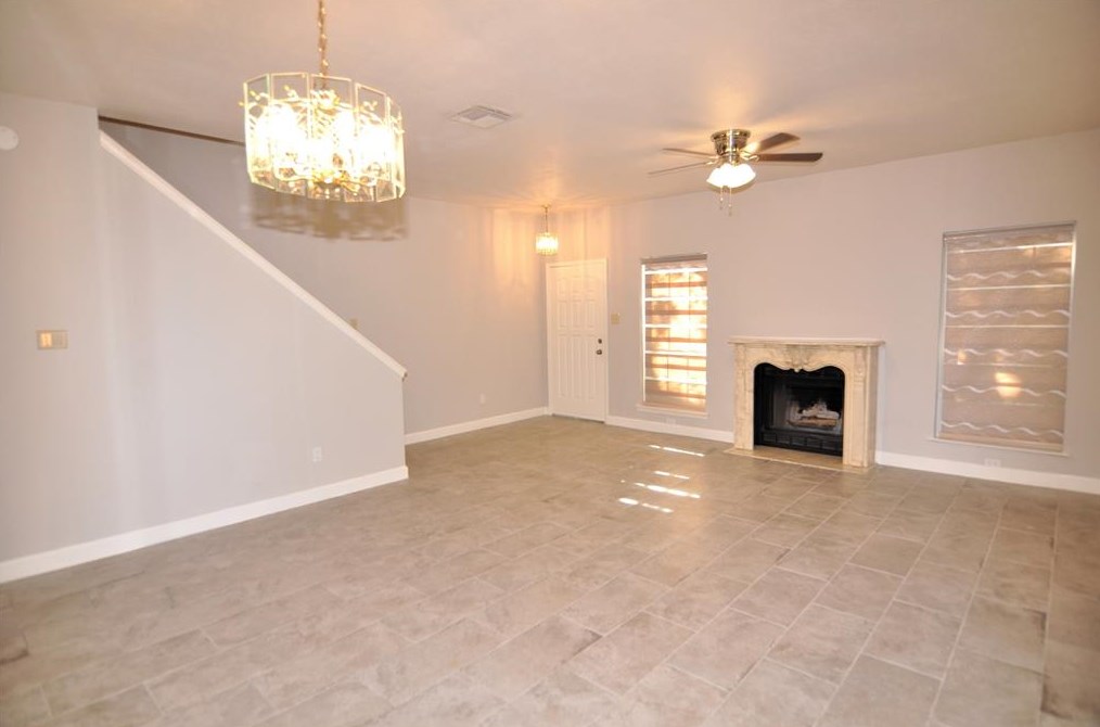 17481 Red Oak Dr #17481, Houston, TX 77090