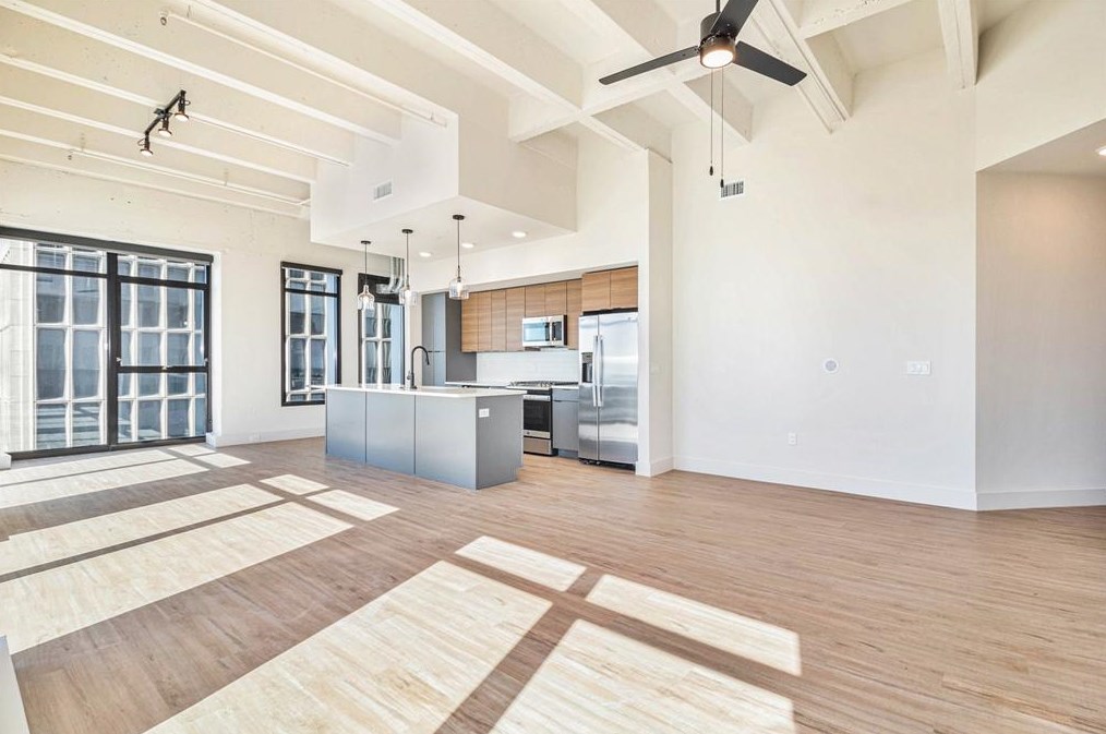 1801 Smith St #1818, Houston, TX 77002