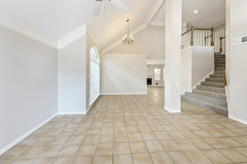 15966 Oak Mountain Dr, Houston, TX 77095