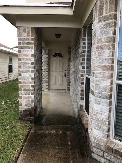 16945 Valiant Oak St, Conroe, TX 77385