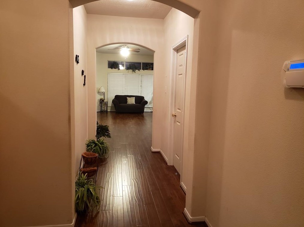 6615 Halcyon Days Dr, Humble, TX 77338