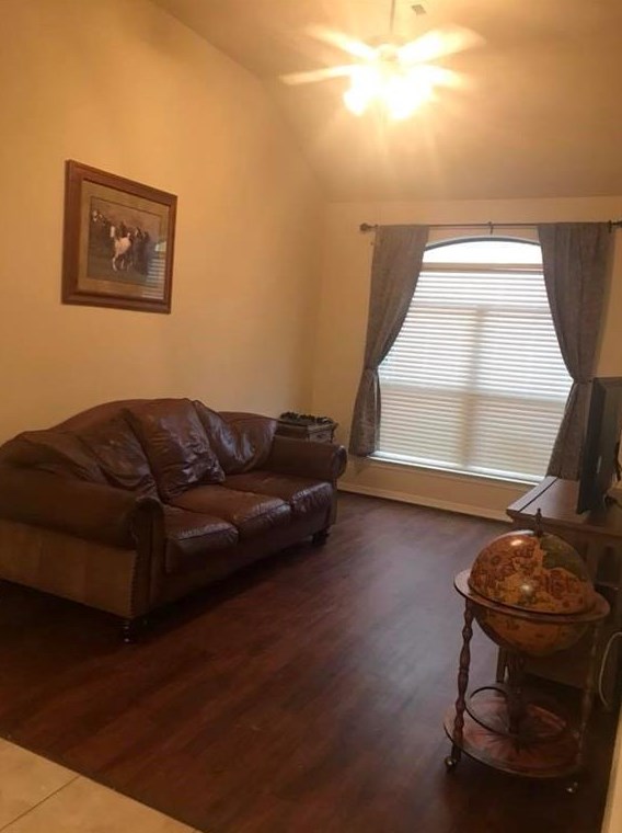 8028 N Tarrytown Crossing Dr, Conroe, TX 77304