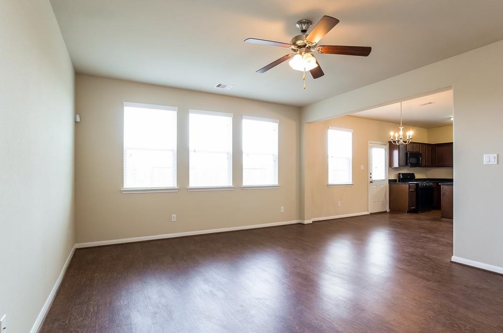 3350 Allington Ct, Houston, TX 77014