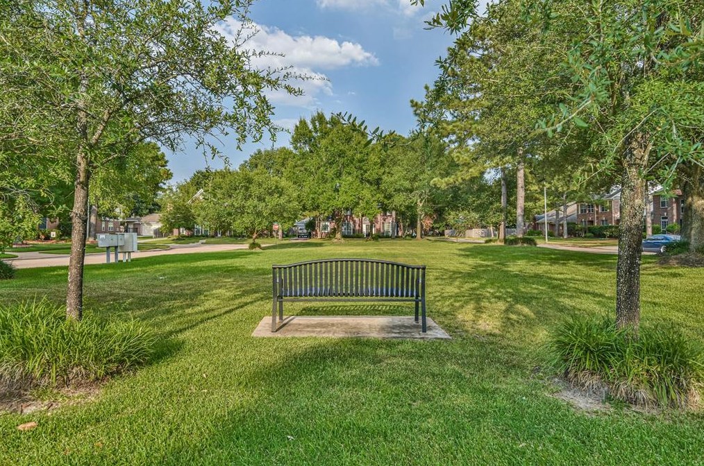 18018 Silver Ash Way, Houston TX exterior