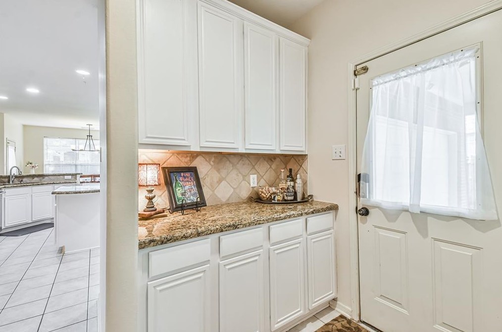 18018 Silver Ash Way, Houston TX exterior