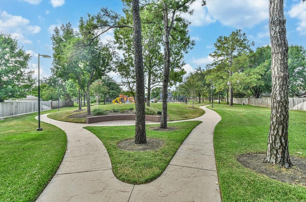 18018 Silver Ash Way, Houston TX exterior