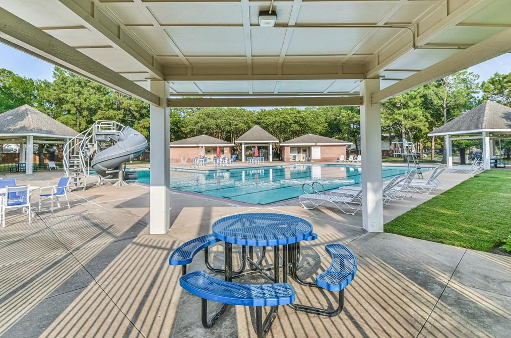 18018 Silver Ash Way, Houston TX exterior