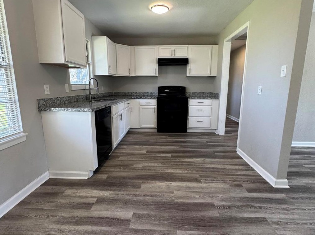 2814 Knotty Oaks Trl, Houston TX  77045-4717 exterior