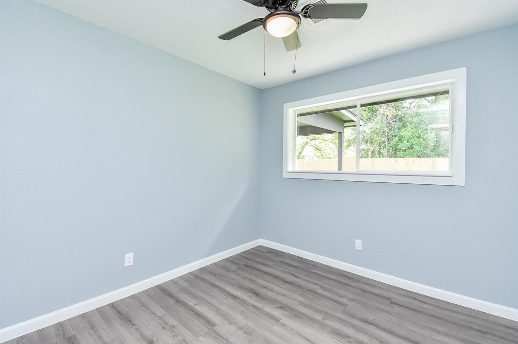 14911 Nuwood Ln, Houston TX  77053-1323 exterior