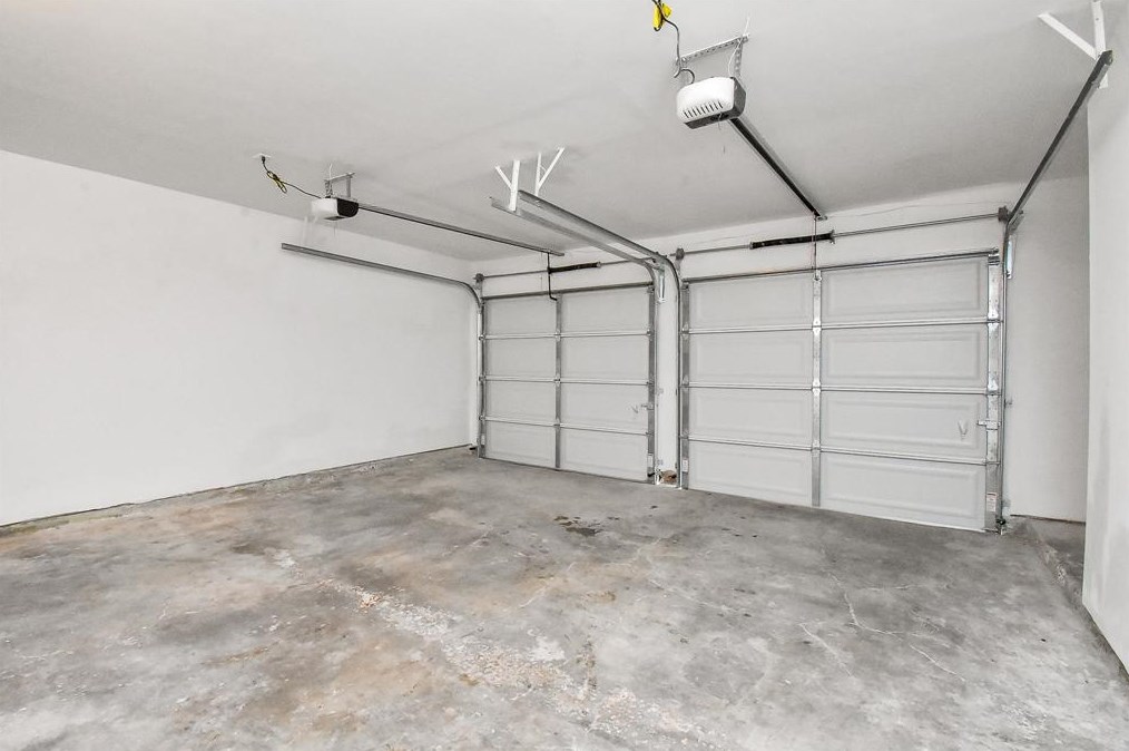 14911 Nuwood Ln, Houston TX  77053-1323 exterior