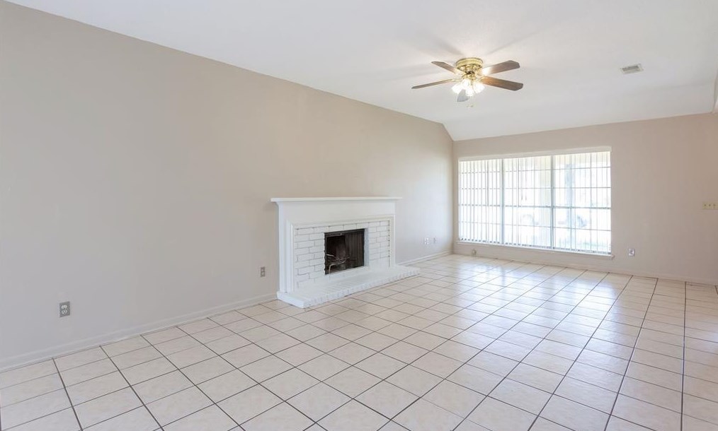 13406 Bridgepath Ln, Houston TX  77041-5892 exterior