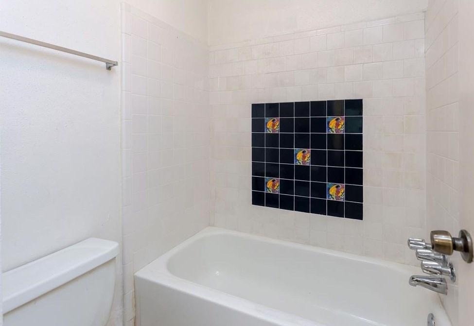 13406 Bridgepath Ln, Houston TX  77041-5892 exterior