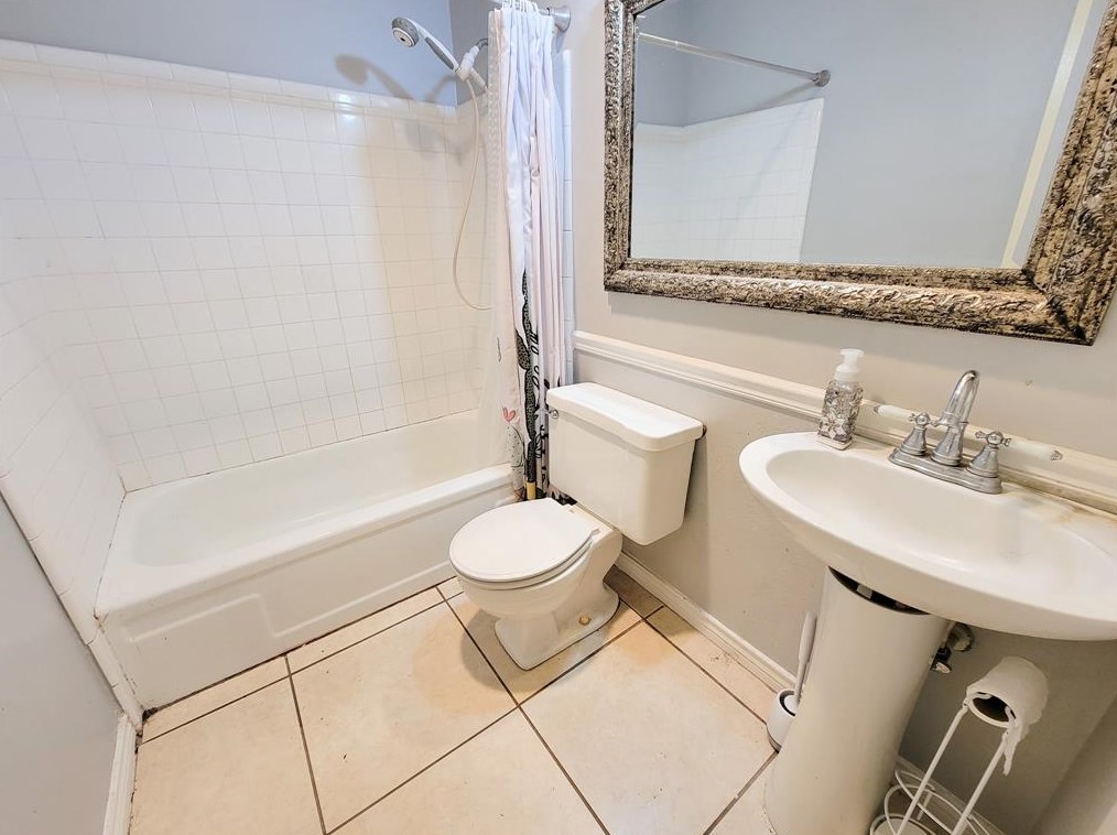 23131 Lestergate Dr, Spring TX 77373-6718 exterior