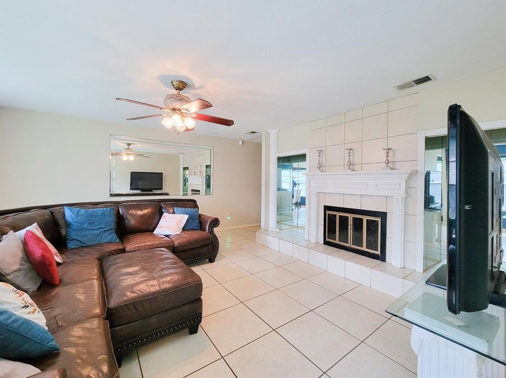 23131 Lestergate Dr, Spring TX 77373-6718 exterior