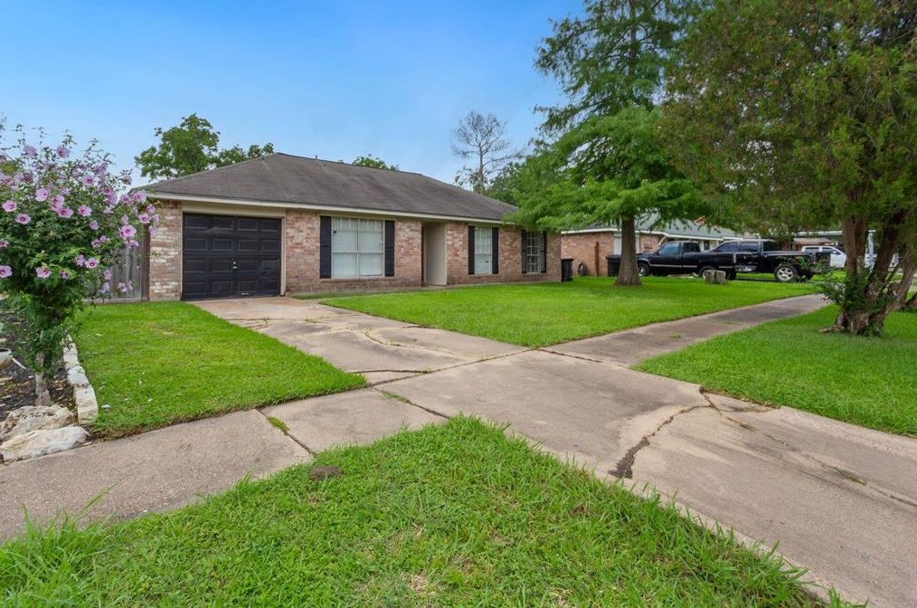 5226 Ridge Turn Dr, Houston, TX 77053-3604