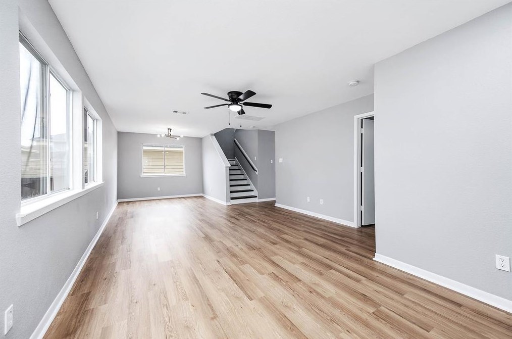 1071 Verde Trails Dr, Houston TX  77073-1855 exterior