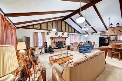 6 Hickory Hollow, Huntsville, TX 77320 - Photo 18