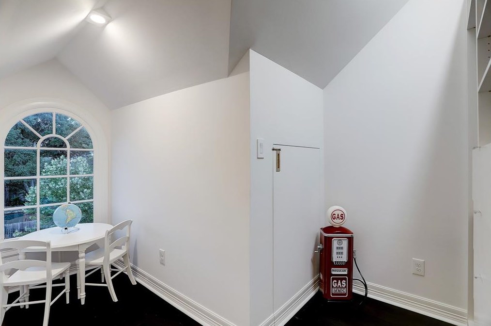 6362 Auden St, Houston TX  77005-3647 exterior