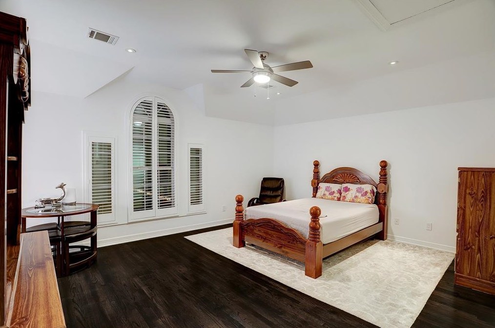 6362 Auden St, Houston TX  77005-3647 exterior