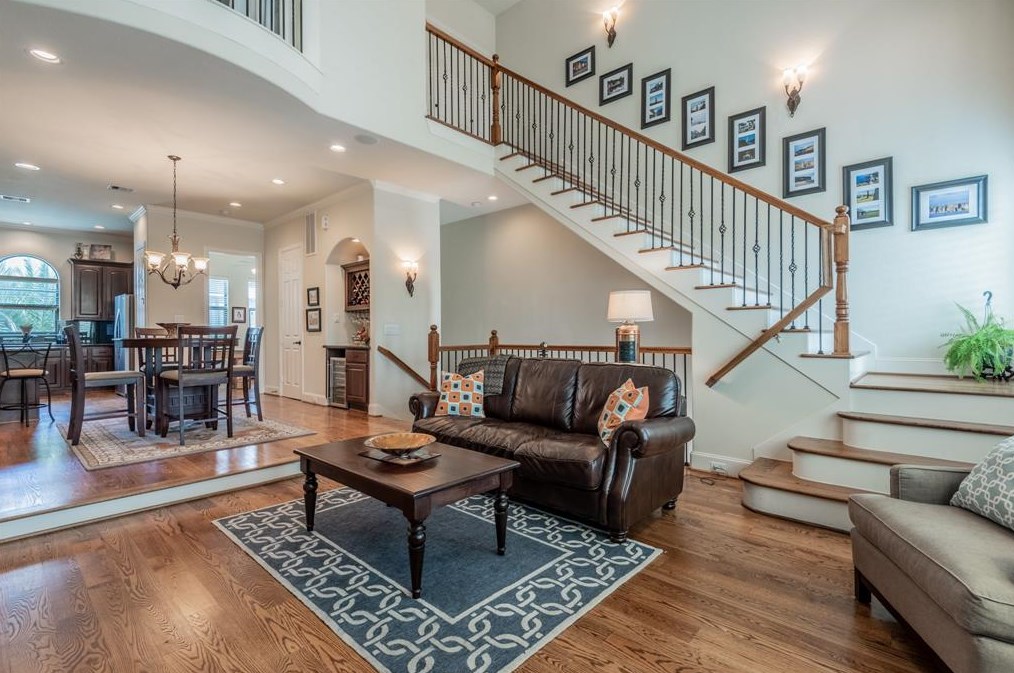624 Westcott St, Houston, TX 77007
