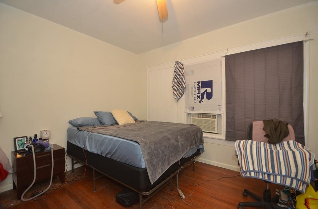 4208 Polk St, Houston TX  77023-1823 exterior