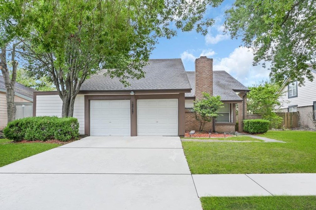 12727 Braewood Glen Ln, Houston, TX 77072-4601
