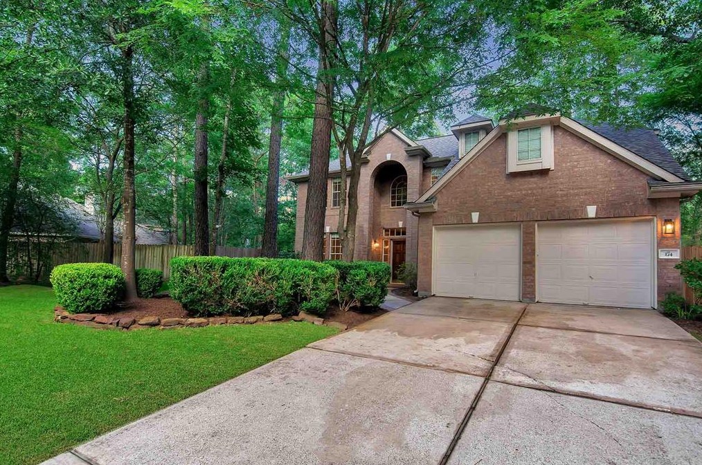 174 Brooksedge Cir, Spring TX  77382-5761 exterior