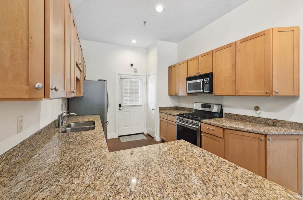 1602 Elgin St #4, Houston, TX 77004