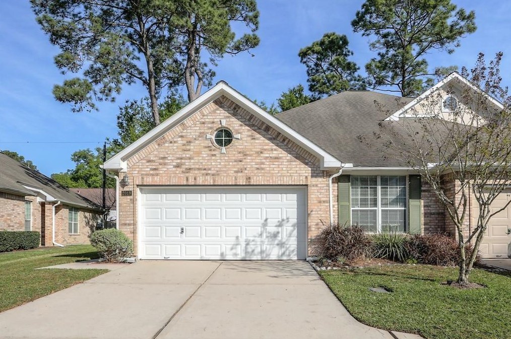 2018 Marchwood Manor Dr, Houston TX  77090-2217 exterior