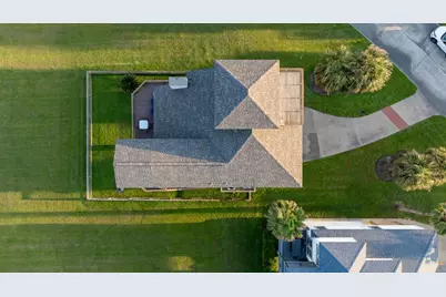 4119 Courageous Lane, Galveston, TX 77554 - Photo 38