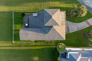 4119 Courageous Ln, Galveston, TX 77554 - Photo 38