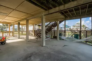 4119 Courageous Ln, Galveston, TX 77554 - Photo 6