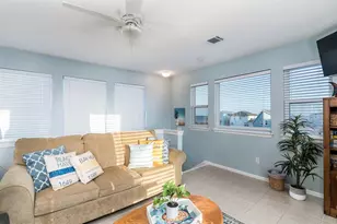 4119 Courageous Ln, Galveston, TX 77554 - Photo 10