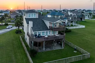 4119 Courageous Ln, Galveston, TX 77554 - Photo 46