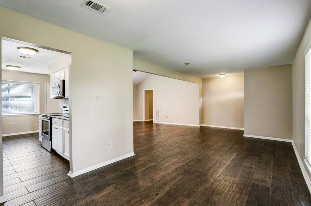 13822 Wickersham Ln, Houston TX  77077-5435 exterior