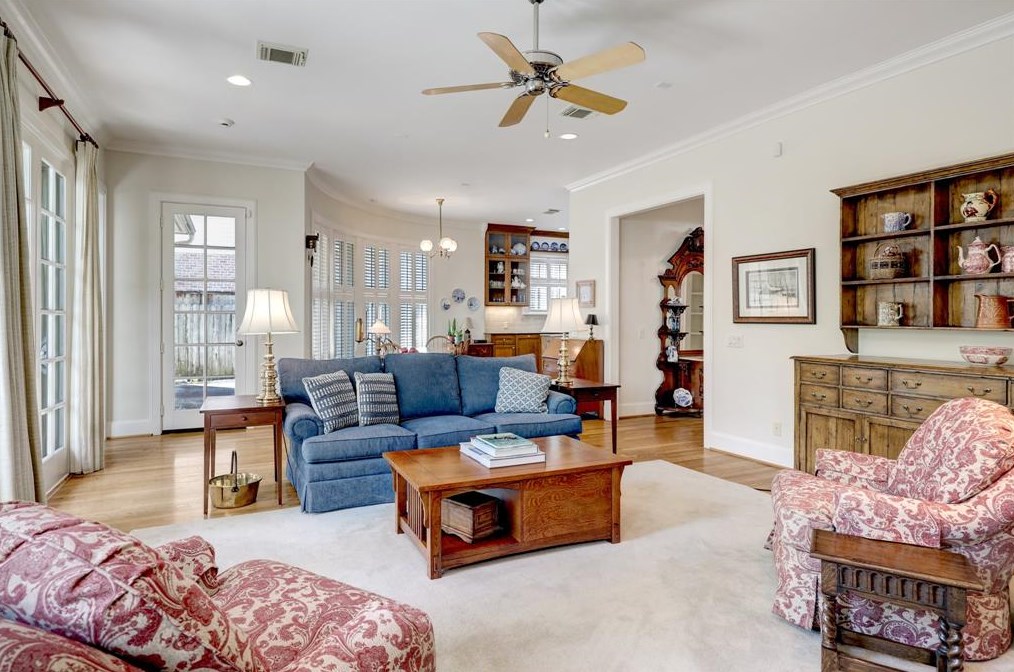 3115 Pittsburgh St, Houston TX 77005-3844 exterior