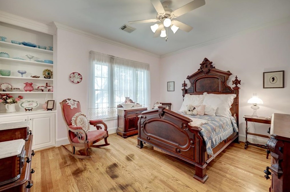 3115 Pittsburgh St, Houston TX 77005-3844 exterior