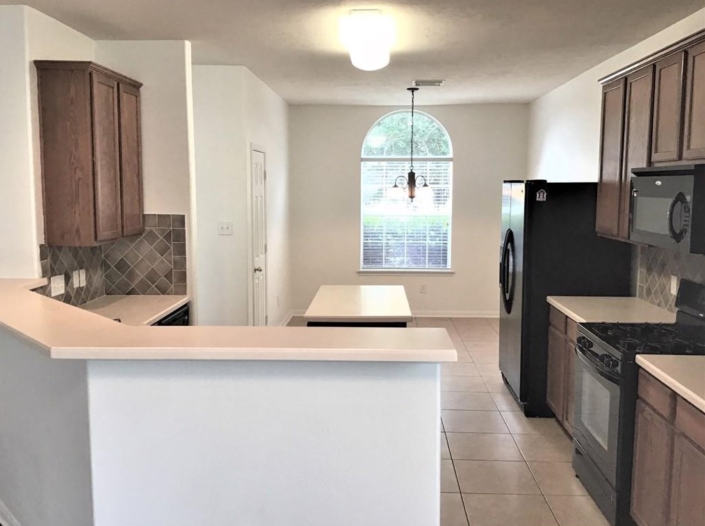 4314 Greens Orchard Dr, Houston, TX 77066
